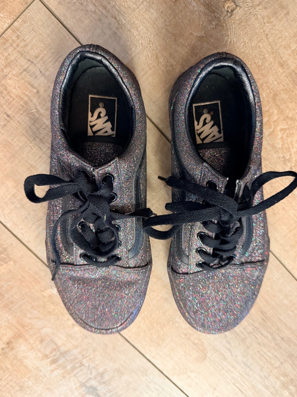 Women’s Vans Glitter Black Low-Top Sneakers size 7.5